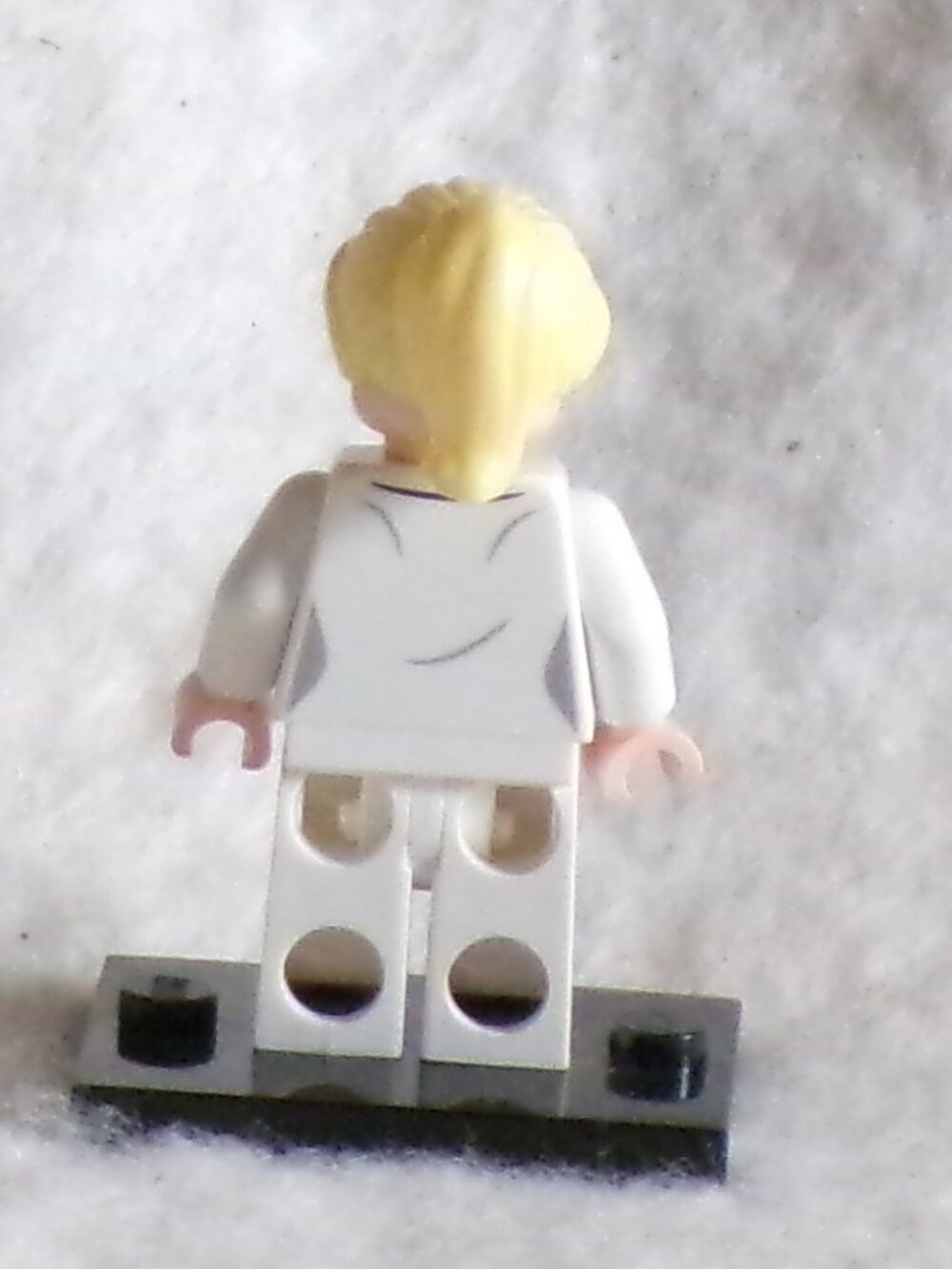 Lego Blonde Doctor Minifigure Long Lab Coat Over Azure Shirt Helicopter Rescue - Picture 2 of 2